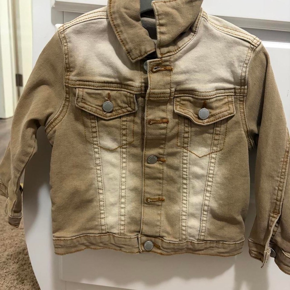 SHEIN Kids Tan Denim Jacket Cream Toddler Trucker Coat Size 2-3Y